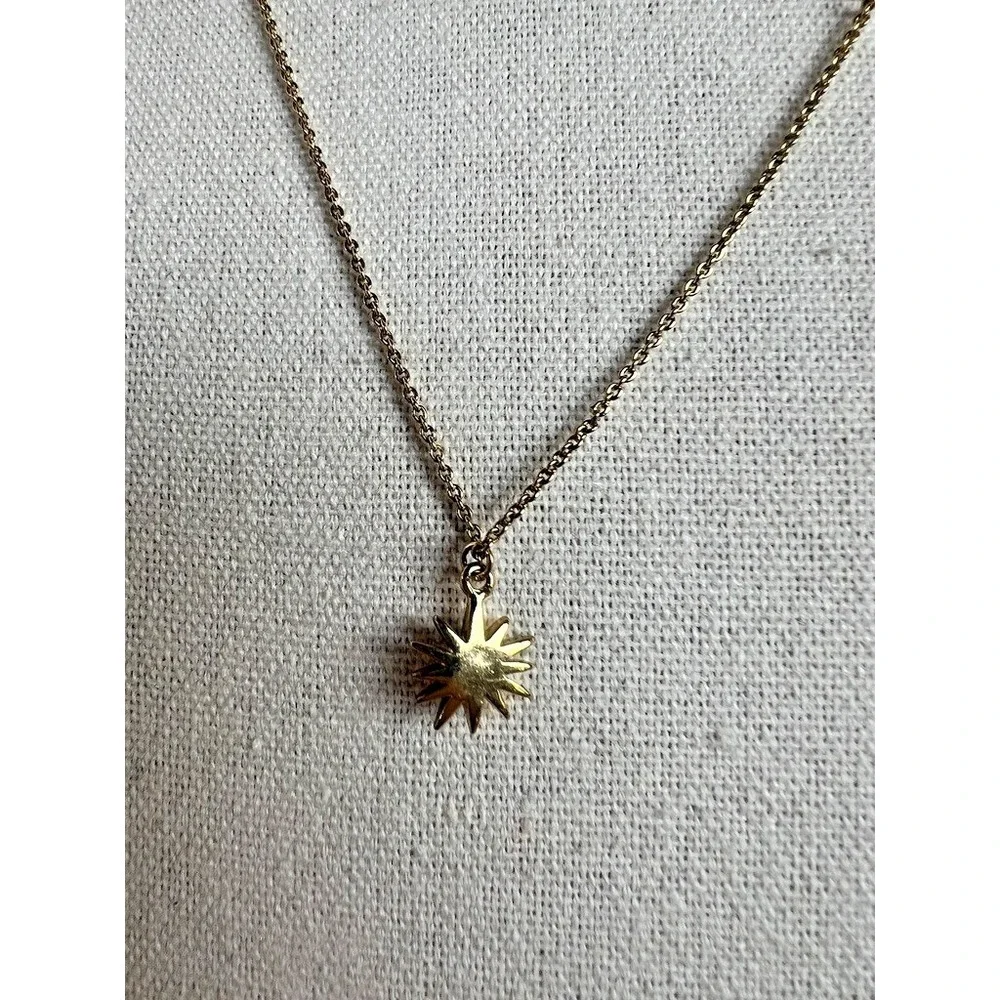 Alexa's Angels Gold Tone Necklace Sunburst Charm Crystal Dainty Minimalist‎ 17